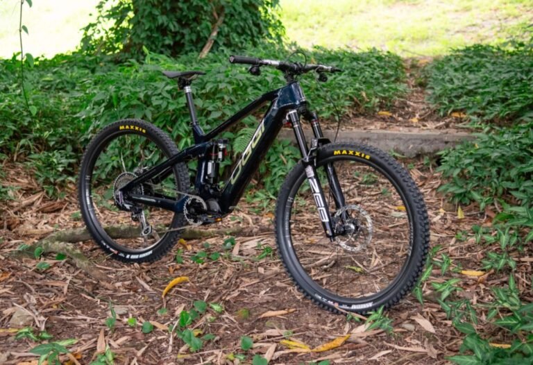 Mountain Bike Elétrica OGGI Potenza Squadra