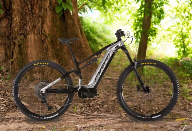 Mountain Bike Elétrica OGGI Razzo